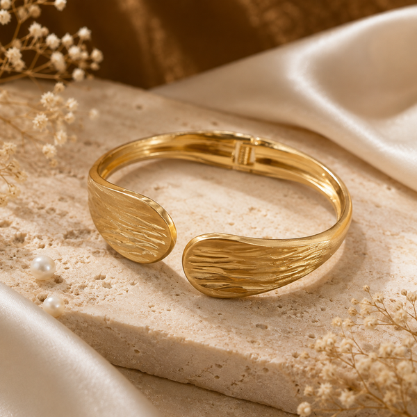Kadas Gold-Tone Faceted Broad Kada