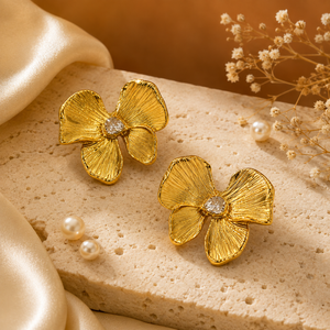 Earrings Gold-Tone Butterfly Motif Ribbed Stud Earrings
