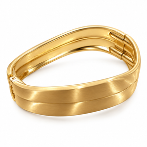 Kadas Gold-Tone Striped Broad Kada