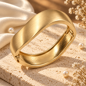 Kadas Gold-Tone Dimensional Broad Kada