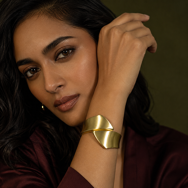 Kadas Gold-Tone Matte Broad Kada