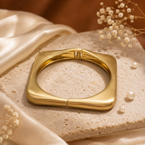 Kadas Gold-Tone Relief Broad Kada