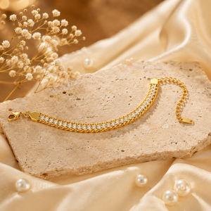 Bracelet Gold-Tone Textured Chain Link with Toggle Clasp