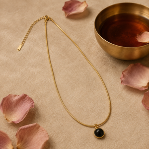 Chain 18K Gold-Plated Refined Chain with Black Round Pendant - House of Viya
