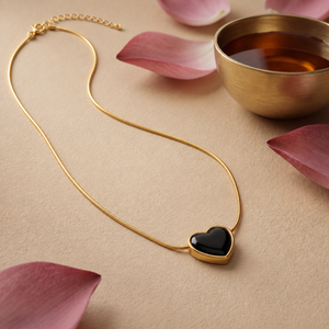 Chain 18K Gold-Plated Minimal Snake Chain with Black Heart Pendant - House of Viya