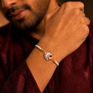 18K Gold Plated Rakhi Stone-Studded Shankh Motif Religious Traditional Rakhi - House of Viya