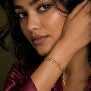 Bracelet Gold-Tone Link Chain White Crystal-Studded Designer Style