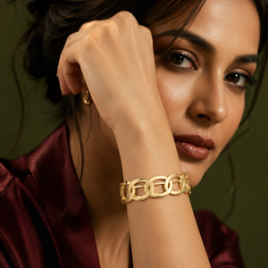 Kadas Gold-Tone Classic Broad Kada