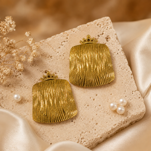 Earrings Gold-Tone Black Onyx Round Stud Earrings - House of Viya