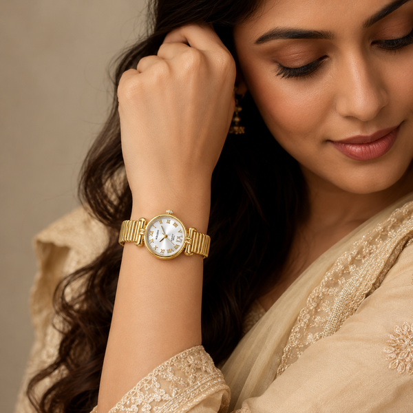 Watches Gold-Tone Round Dial Roman Numeral Bracelet Watch for Women